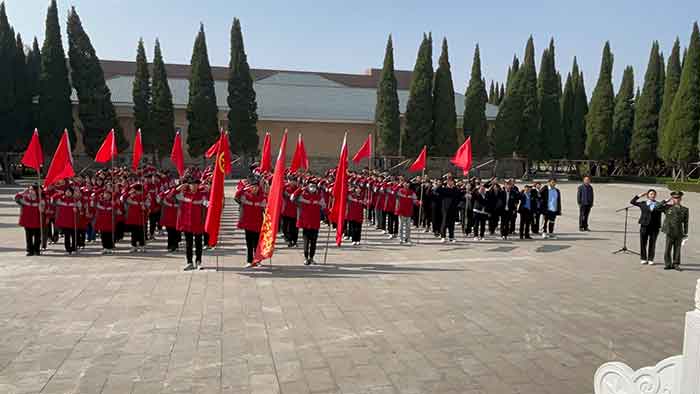 新华职业培训学校